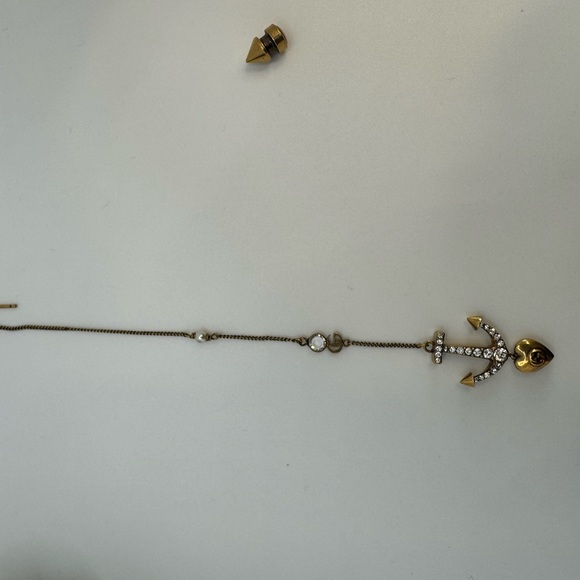 Gucci Aged Single Drop Earring with Anchor and Heart Charm - Picture 6 of 11